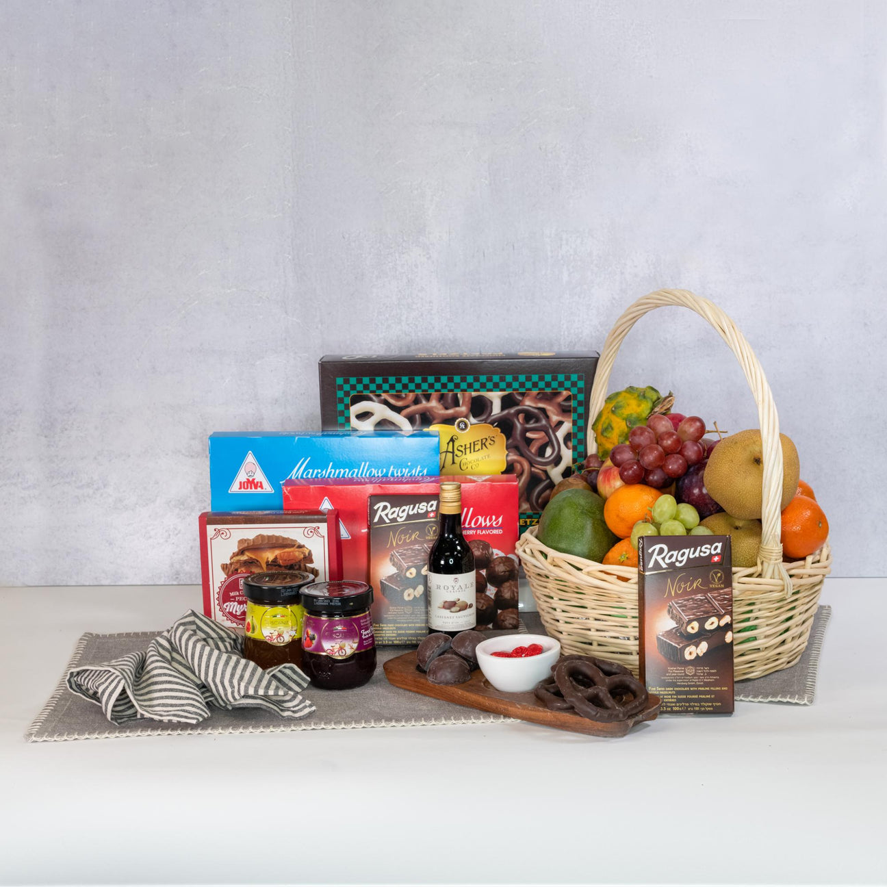 Purim Gifts & Mishloach Manot